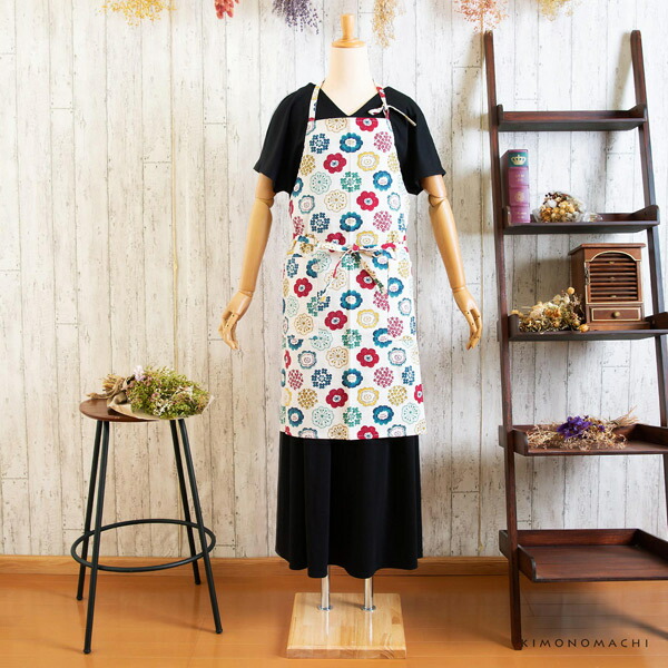 KIMONOMACHI エプロン「生成り色 編み物風のお花」日本製 オシャレ