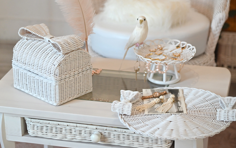 にゃん☆プロフ必読様専用‼️ ラタン ホワイト カゴ 蓋つき 楕円