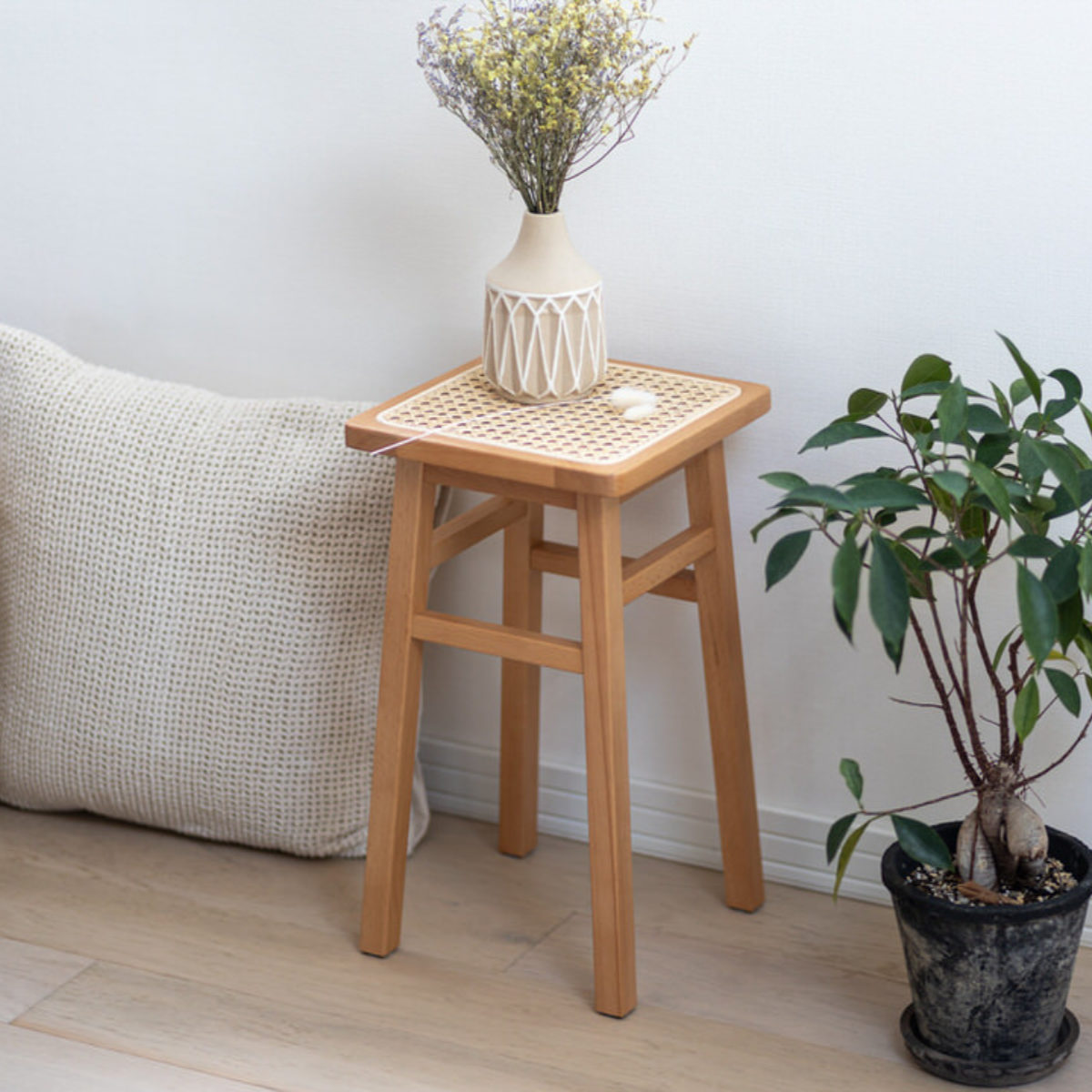 弘益 Mash スツール ラタン 高さ45cm 天然木 飾り棚 （ 椅子 サイド