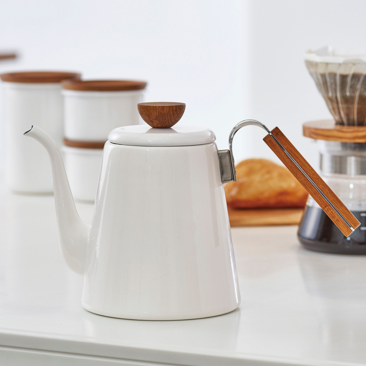 HARIO（ハリオ） コーヒー ドリップケトル 1.4L ボナ ホーロー