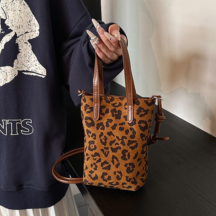 REAL STYLE ショルダーバッグ スマホショルダー レディース ポーチ