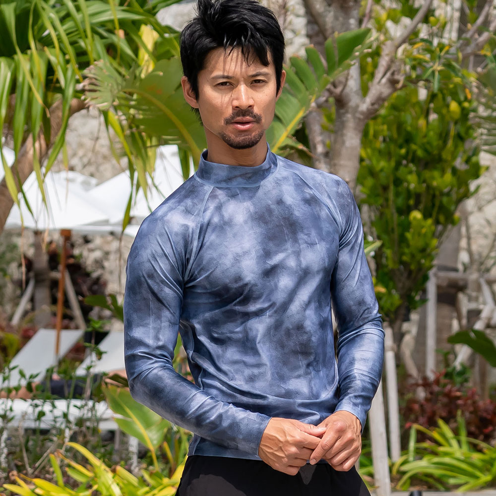 SALE ラッシュガード ユニセックス 長袖Tシャツ 数量限定 立ち襟 水着