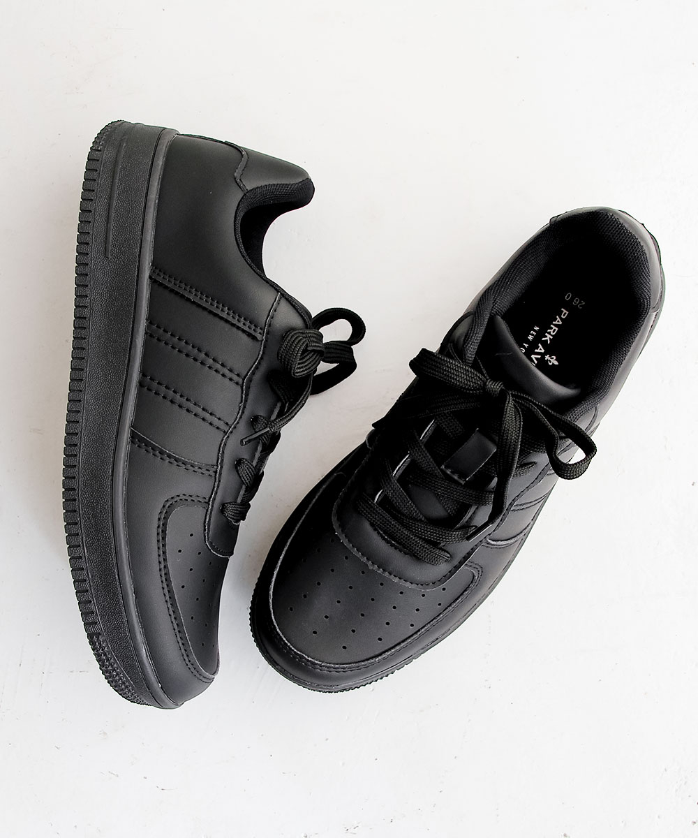 スニーカー メンズ 白 ローカット レースアップ 運動靴 紐 通学 軽量