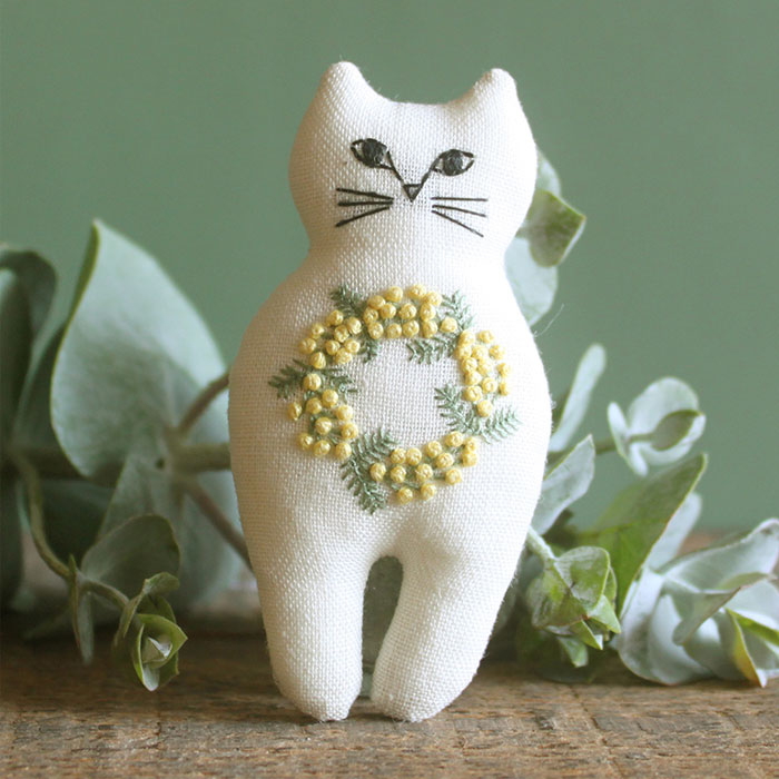 piece nekogao 刺繍ブローチキット 図案印刷済 | 刺しゅう ぬいぐるみ