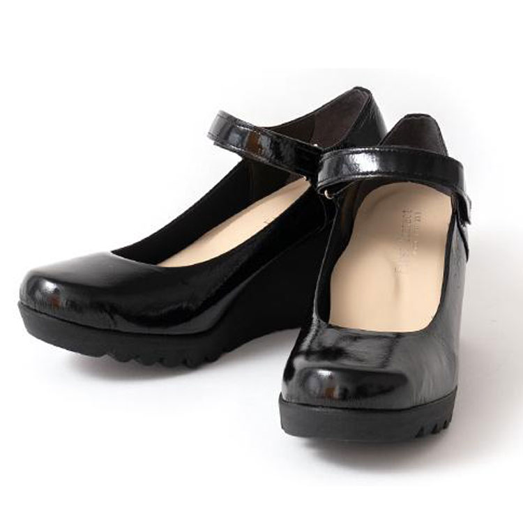 FIRST CONTACT（ファーストコンタクト） パンプス 日本製 ストラップ