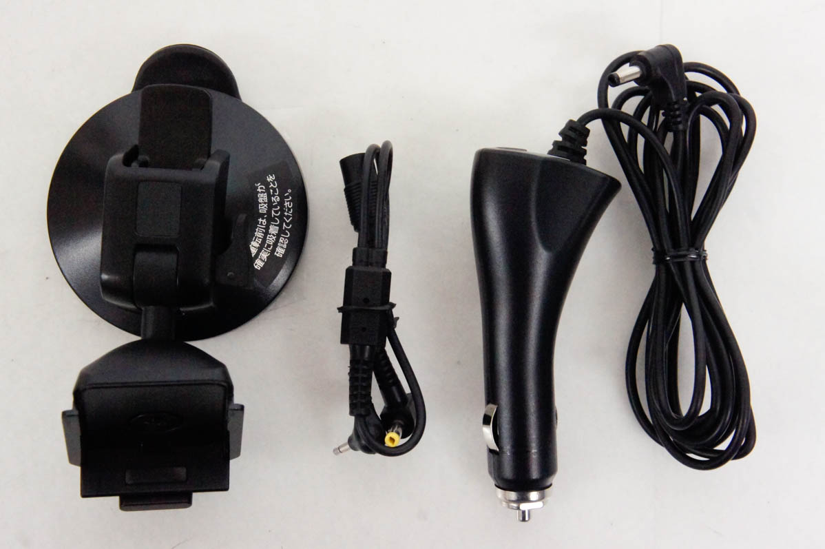 中古 Panasonicパナソニック 7型ポータブルナビ Gorilla CN-G700D