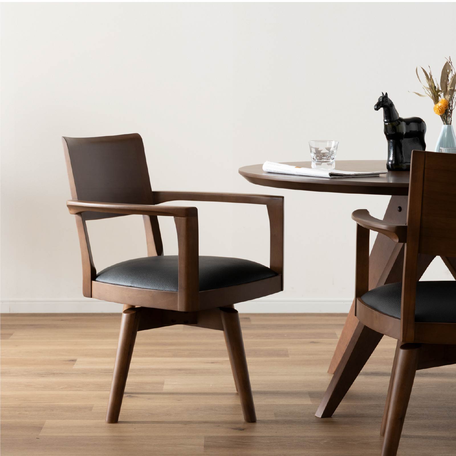 シギヤマ家具工業 ダイニングチェア 回転 肘付 おしゃれ 北欧 回転