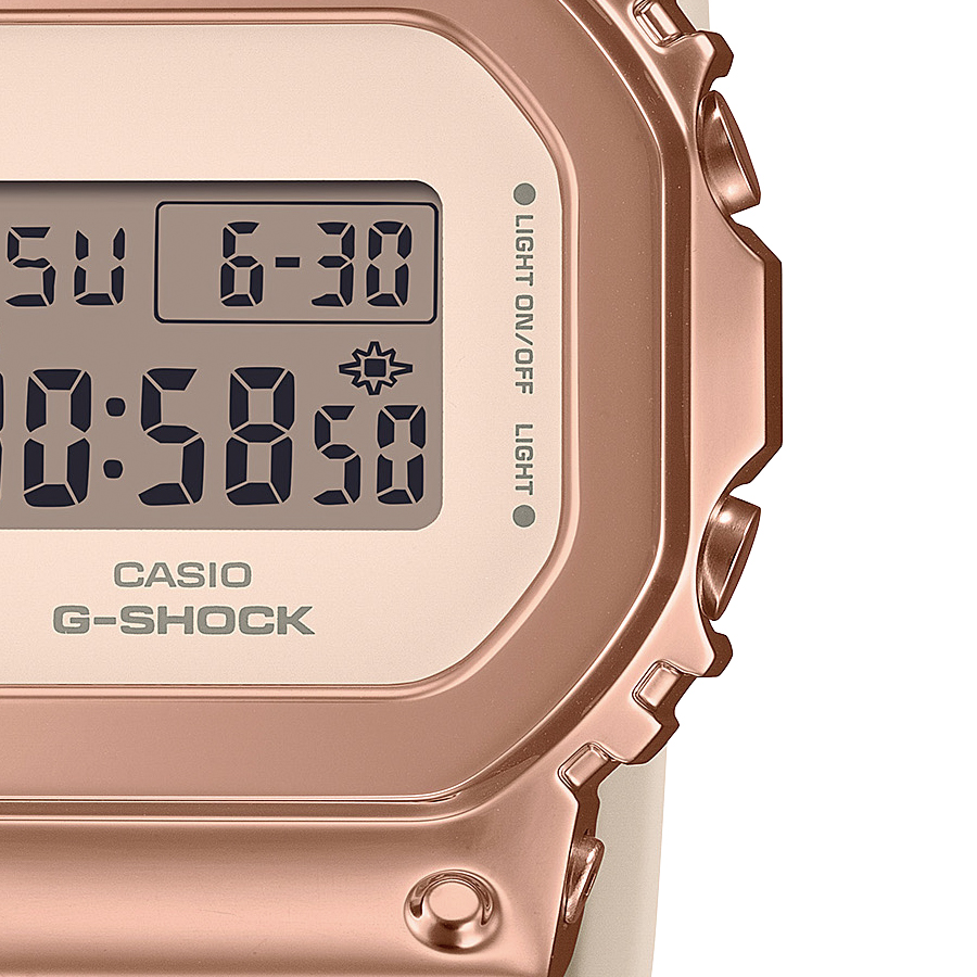 G-SHOCK ミッドサイズ メタルカバード 5600 GM-S5600UPG-4JF メンズ