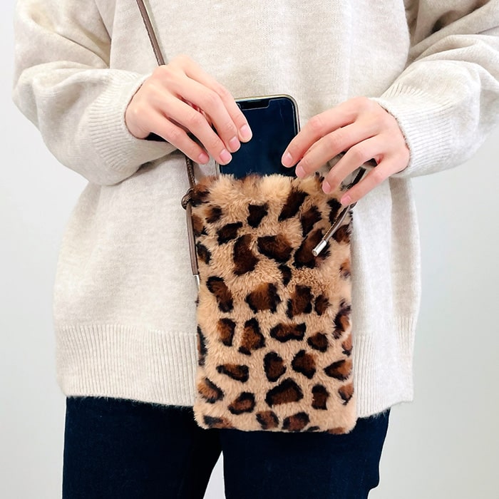 スマホ ショルダーバッグ ファー バッグ レディース ファーポシェット