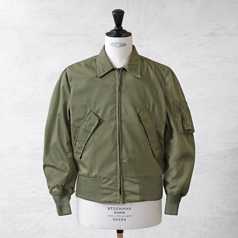 MILITARY（ミリタリー） 実物 新品 デッドストック 米軍 ライト