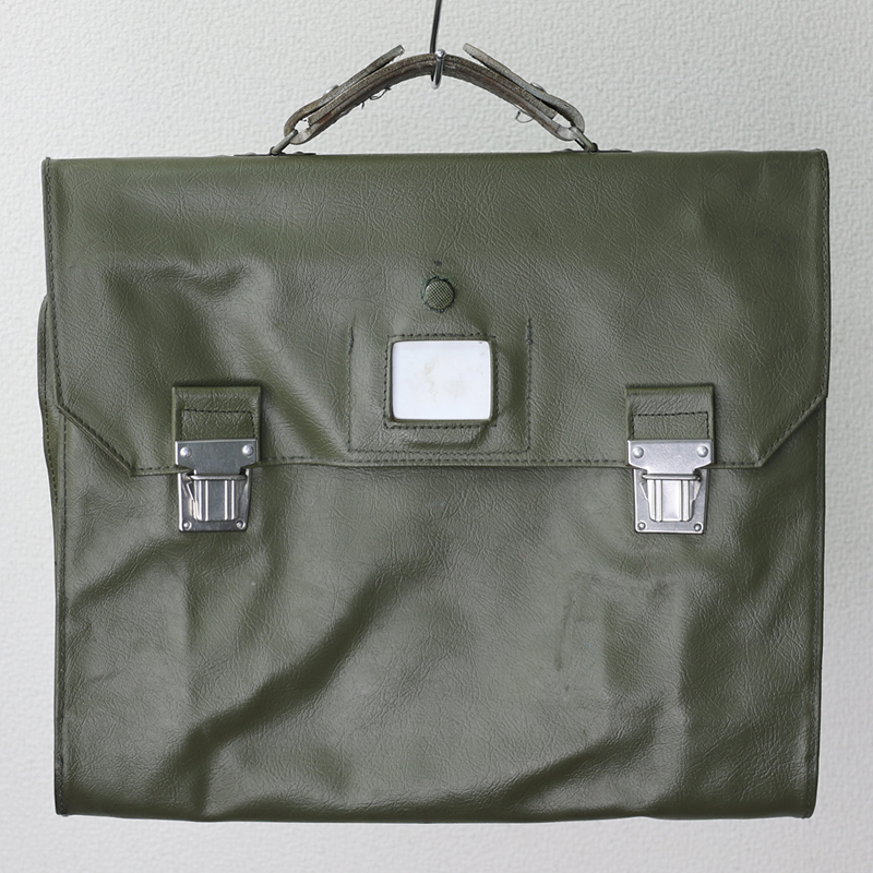 スイス軍. 将校用ドキュメントバック(ガーメントスタイル)《実物・USED