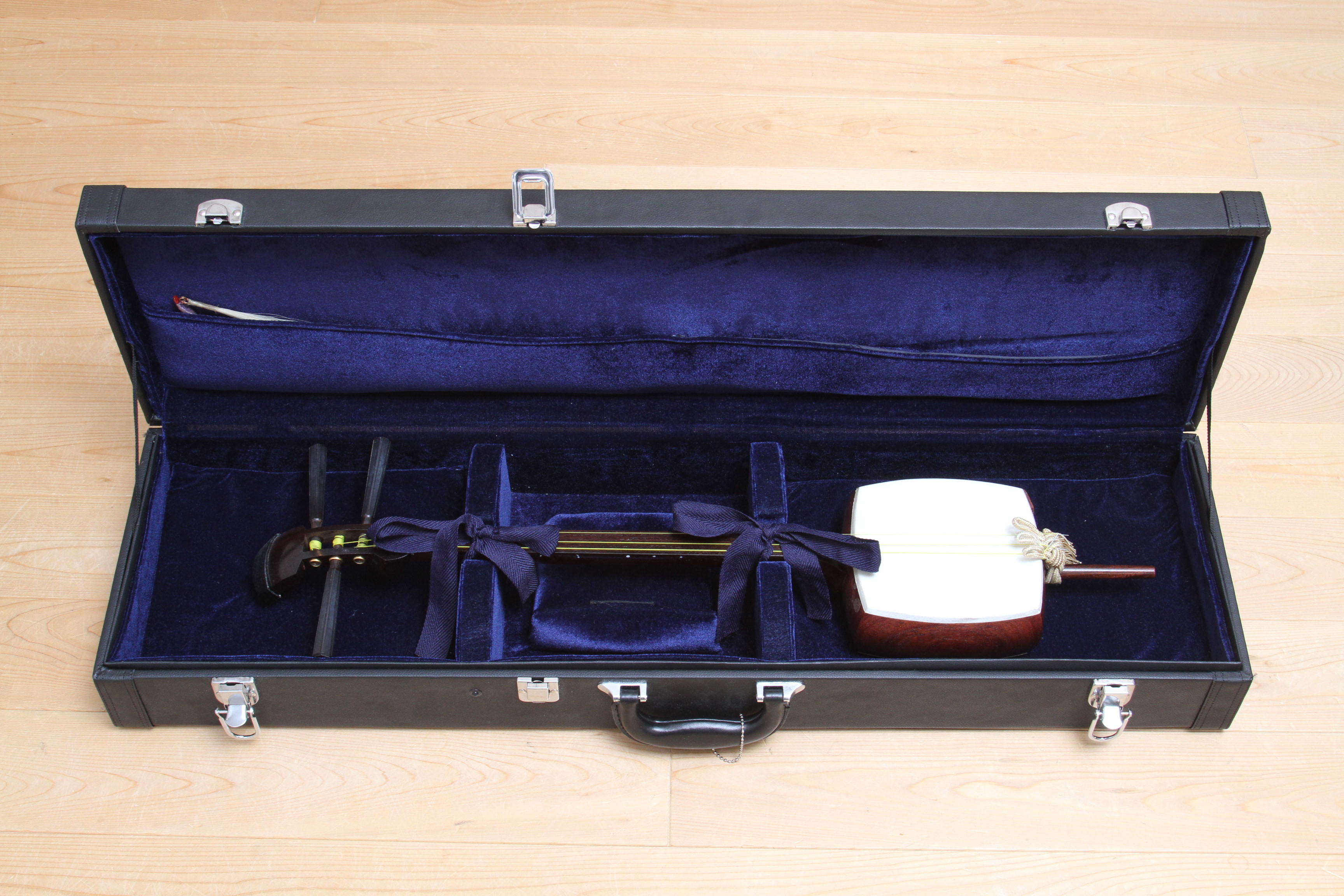 胡弓ハードケース | 三味線と三線の販売 三味線教室/しゃみせん楽家