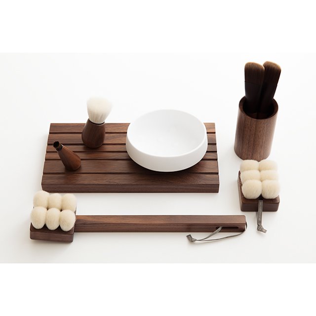 SUVÉ Nose cleansing brush – SHAQUDA