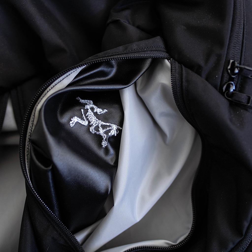 Arc'teryx Mantis 32 Review – SHELLZINE