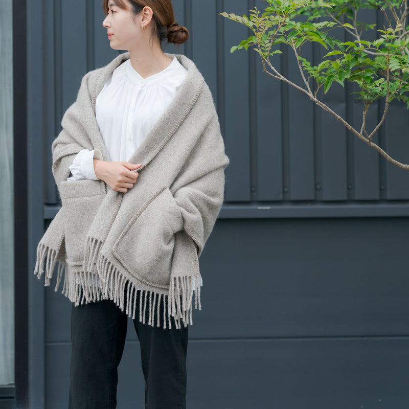 Lapuan Kankurit(ラプアンカンクリ) ポケットショール UNI ベージュ