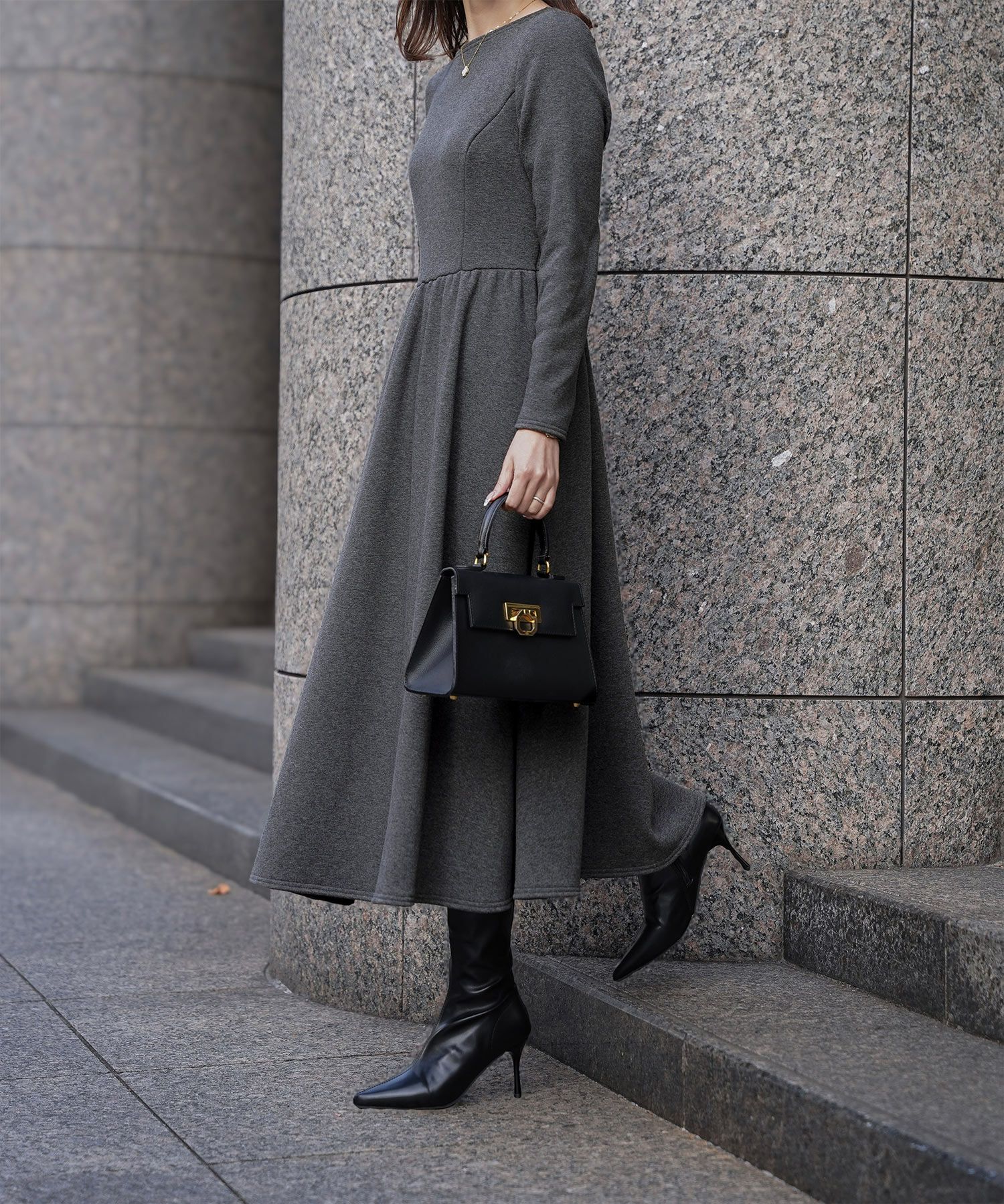 ボンバーヒート フィットアンドフレア ワンピース HUIT 全3色｜hit341