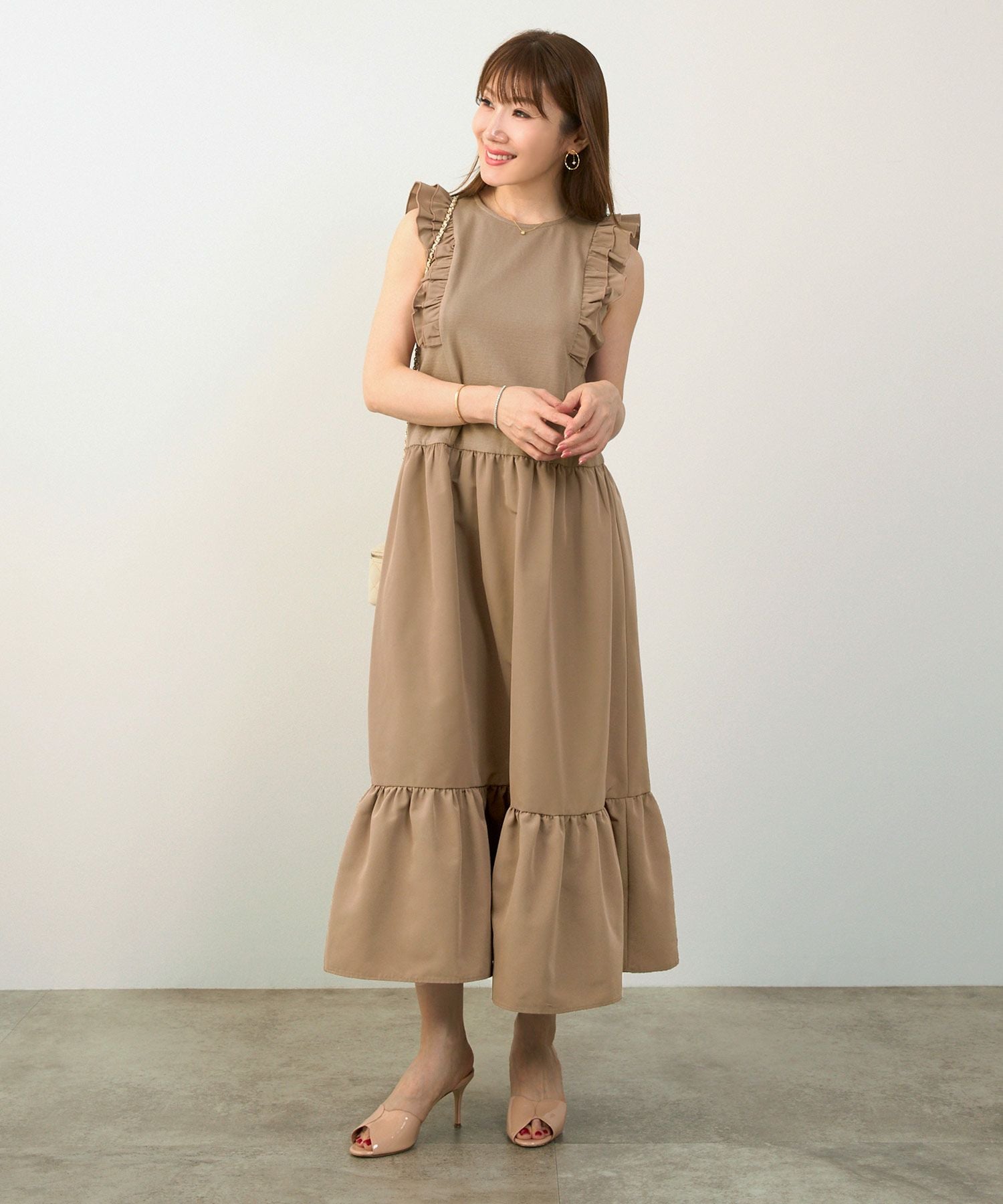 フリル ティアード ノースリーブ ワンピース Liala×PG 全2色｜lpg321