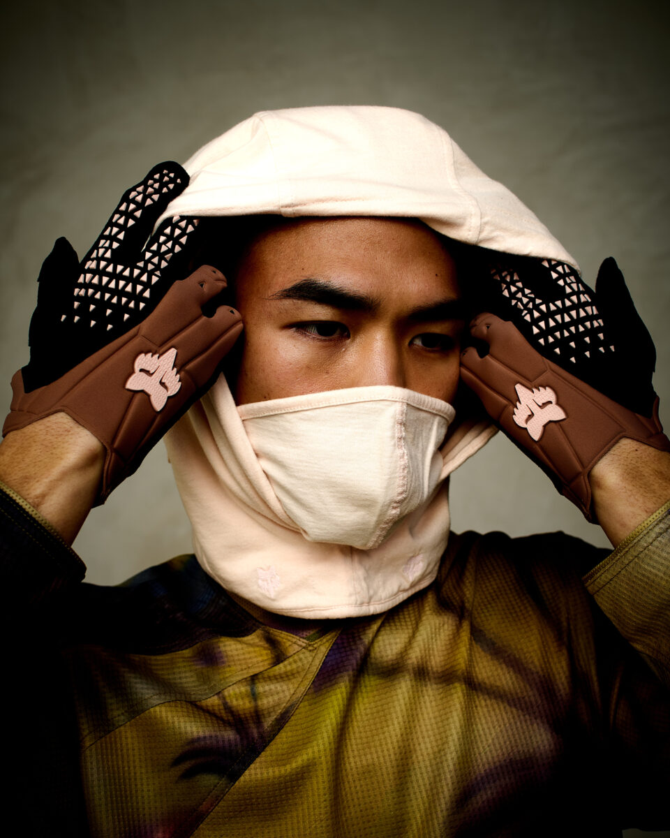 KIKO KOSTADINOV（キコ・コスタディノフ）」がモトクロスの老舗「Fox