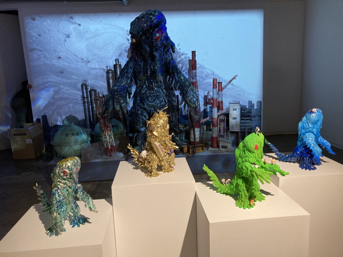 ヘドラ50周年展」でマルサン製「ヘドラ450」のアーティスト