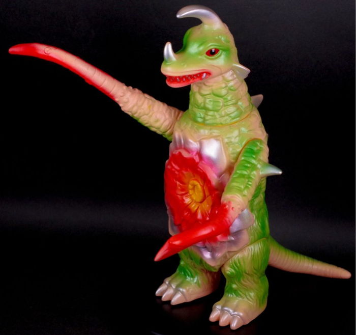 ブルマァクの幻の「ウルトラマンタロウ怪獣」のひとつ「アストロモンス