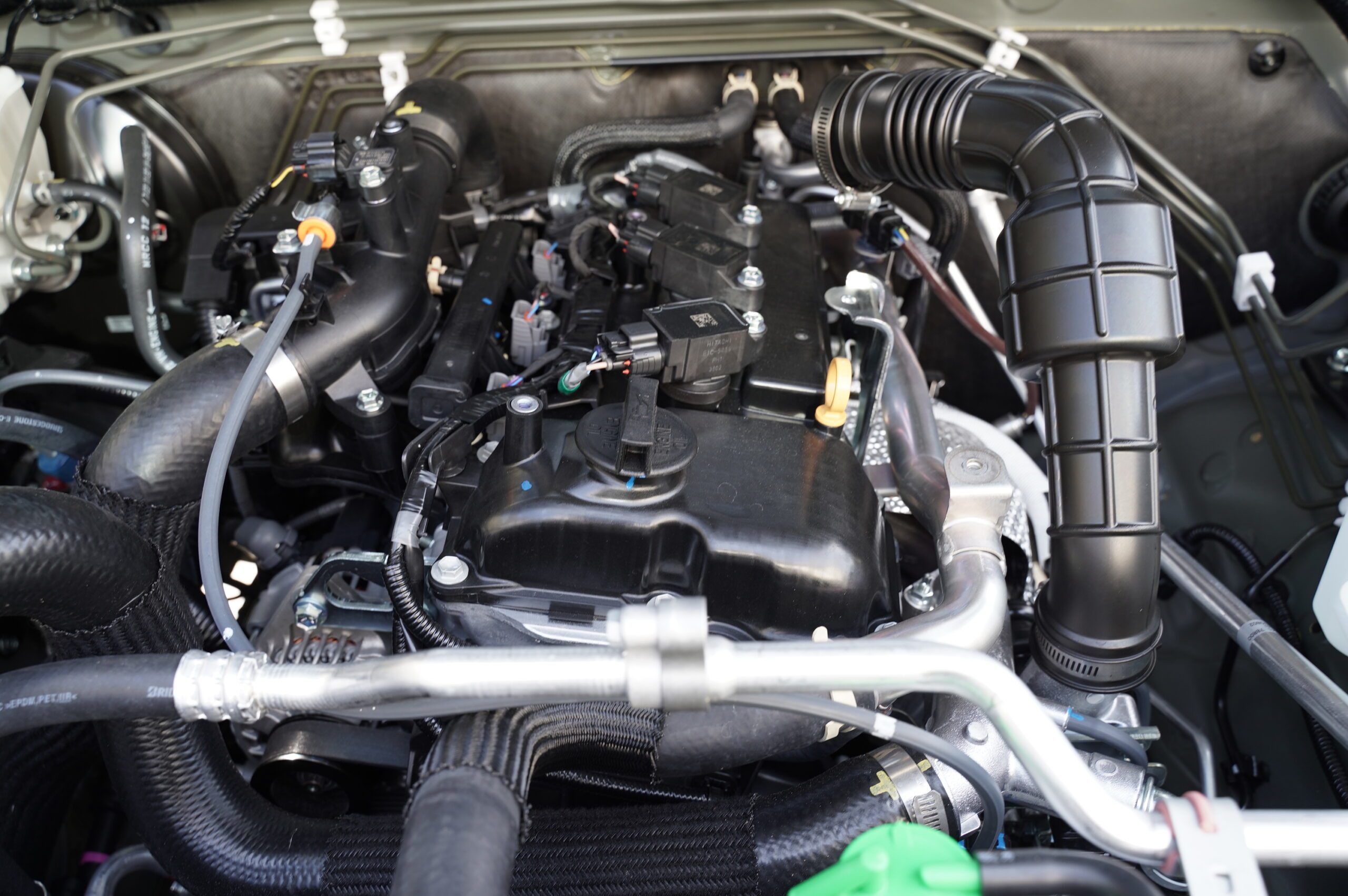 ハイブリッジファーストのオイルキャッチタンクをジムニー(JB64)に