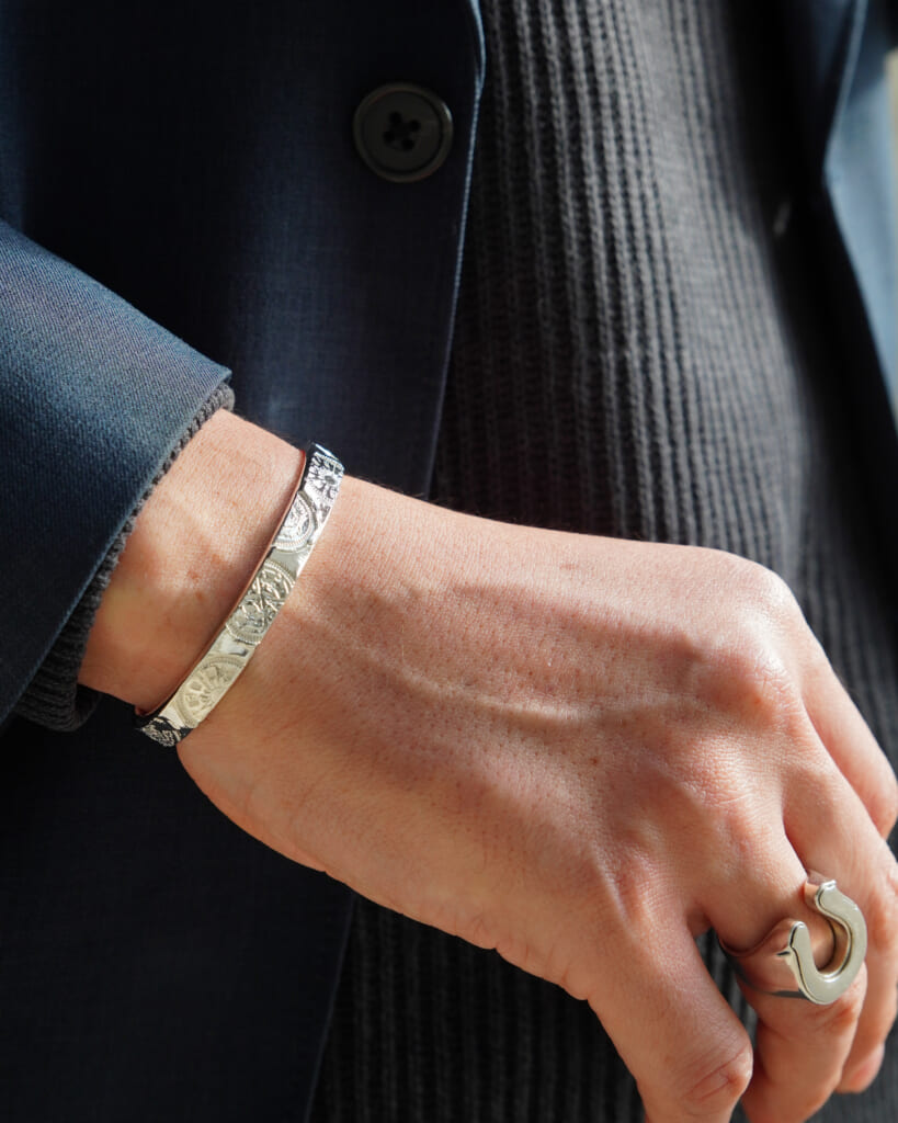 歴代の名作コインをこのバングルに | S.O.S fp Staff Blog