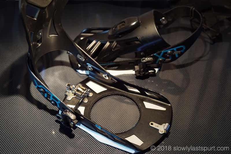 YONEXアキュブレイド】ソフトブーツ用ステップインを使用するメリット