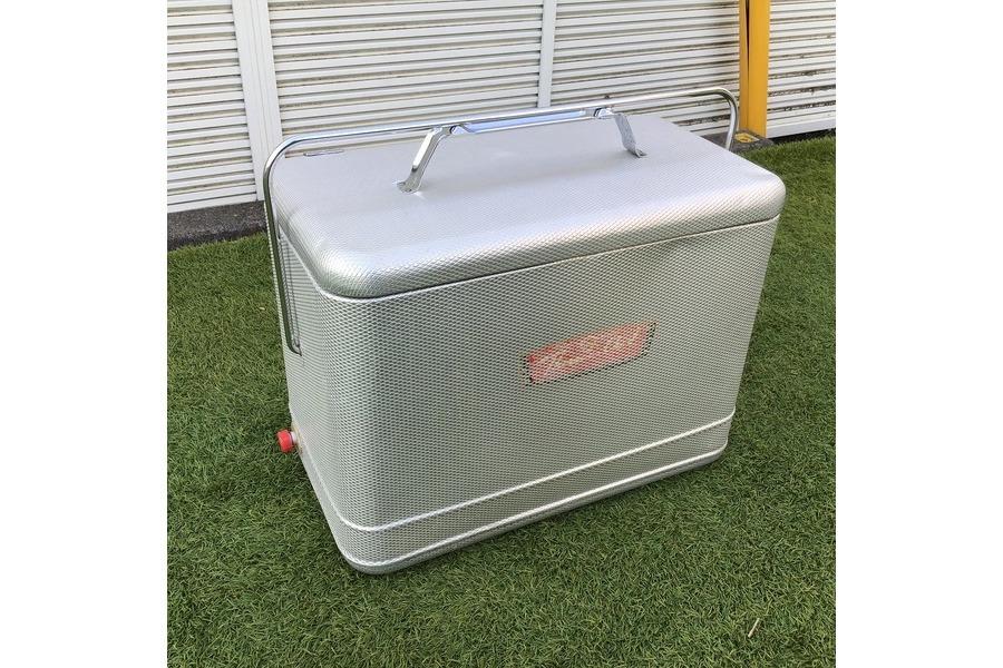 アメリカで1950~60年代に人気だったヴィンテージアルミクーラー