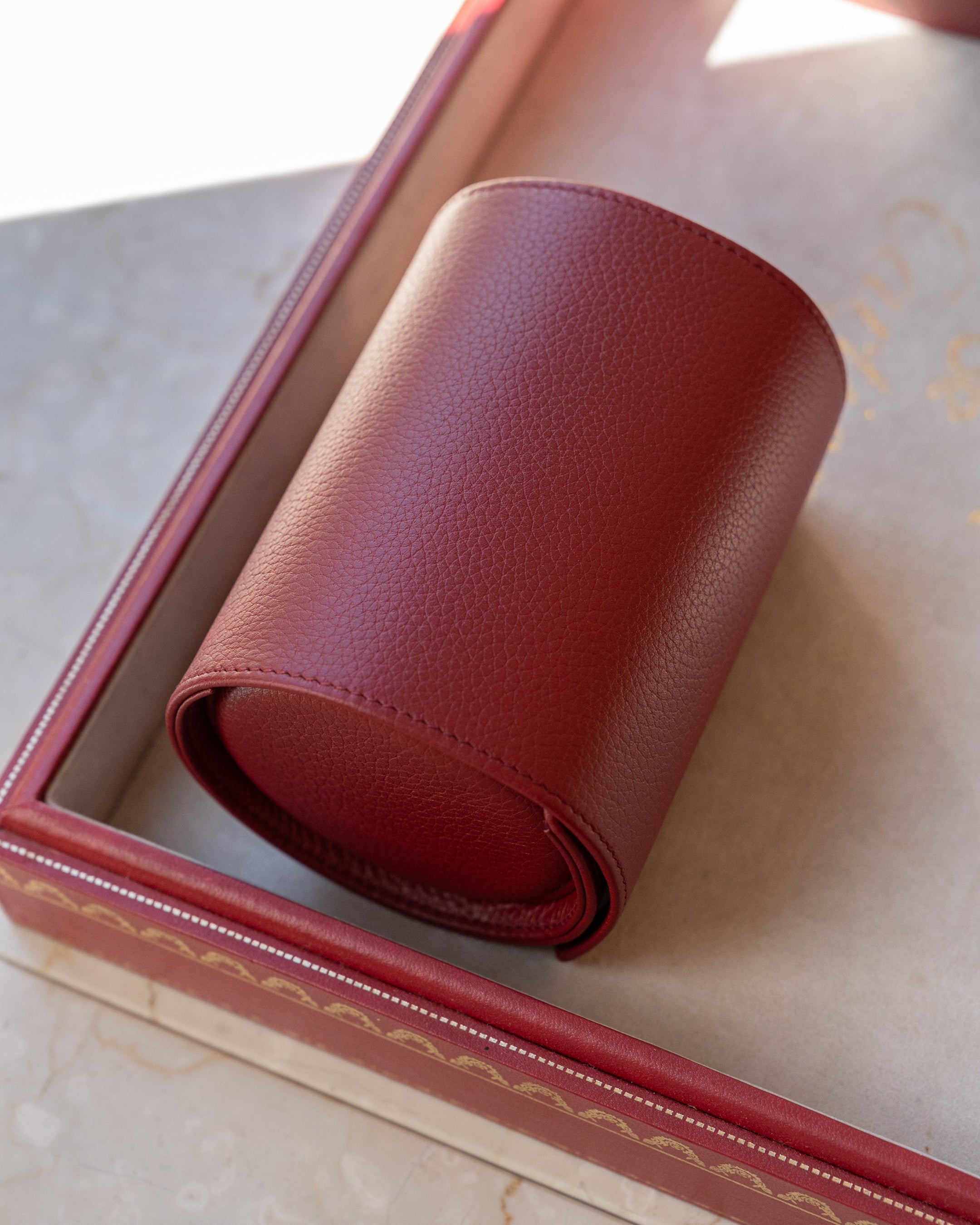Cartier red calf skin leather oval watch case – Special Dial