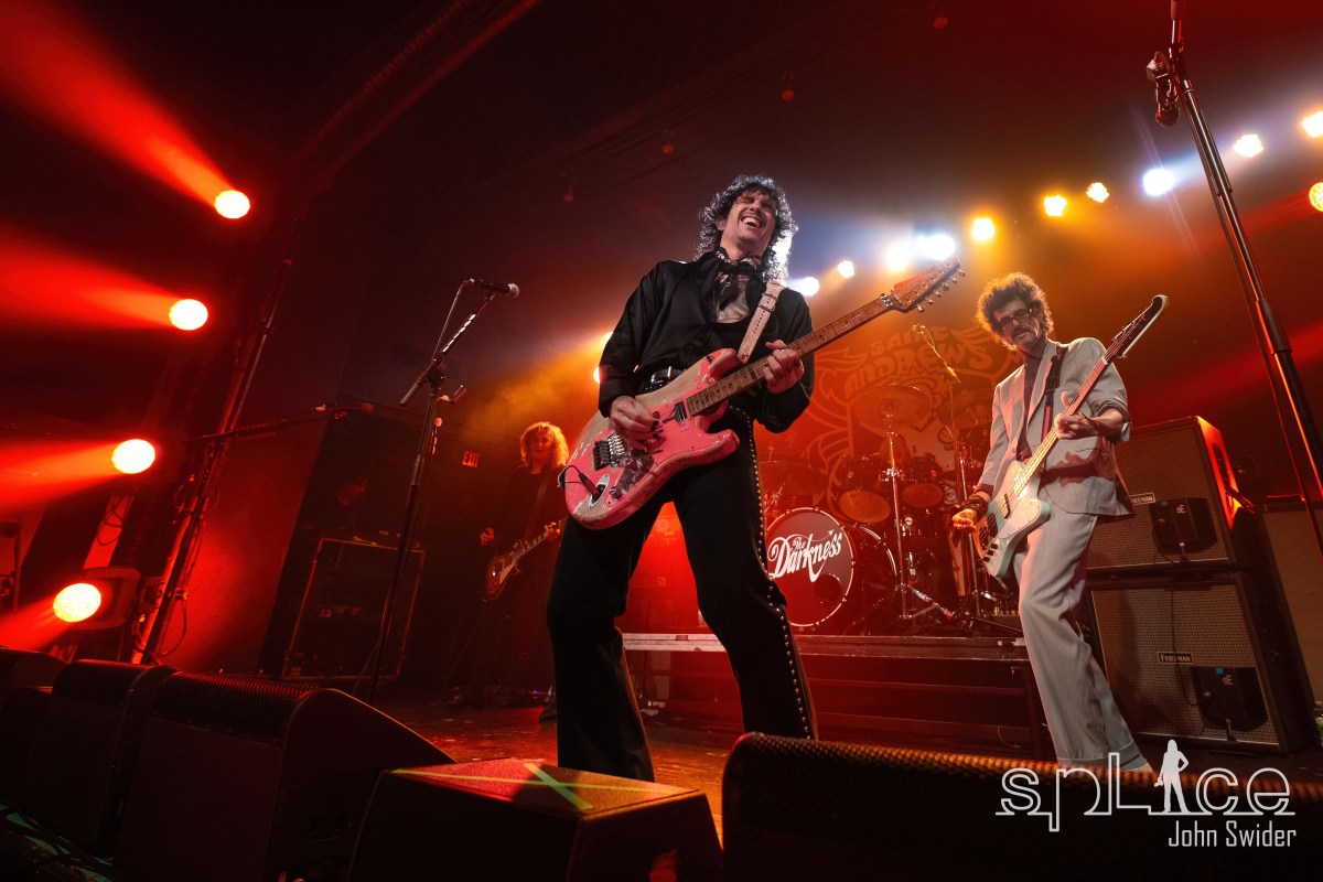 The Darkness Gets Serious About Rock and Roll at Saint Andrews