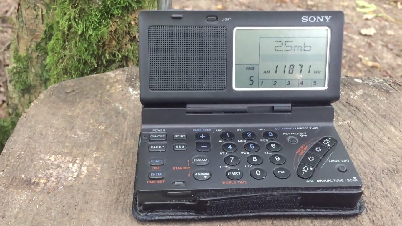 SONY ICFーSW100 短波ラジオ The diminutive but brilliant Sony ICF