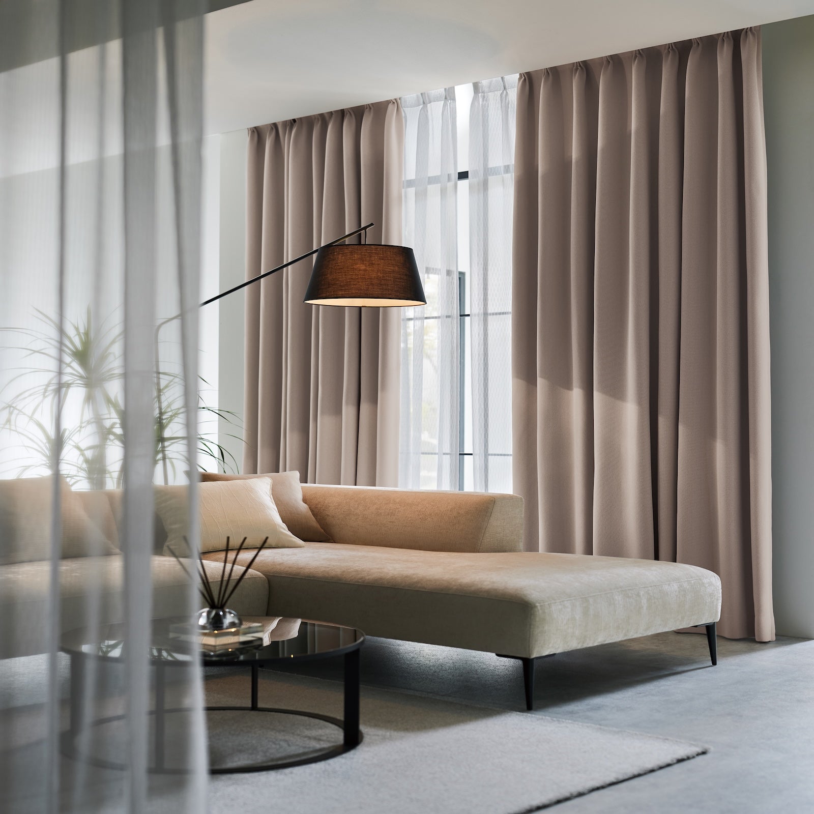 D-8233 Sun shadow（遮光1級）｜株式会社スミノエ インテリア