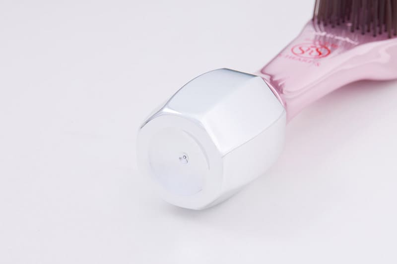 エス・ハート・エス】スカルプブラシ ビジュリー | 株式会社サントレッグ