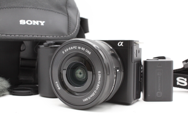 美品】SONY ソニー ZV-E10 パワーズームレンズキット(同梱レンズ