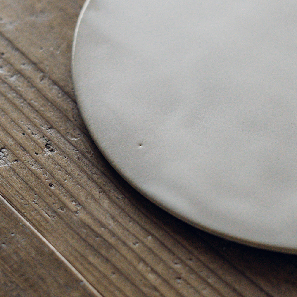 フラットプレート 18cm (白)｜北條潤 – sui.