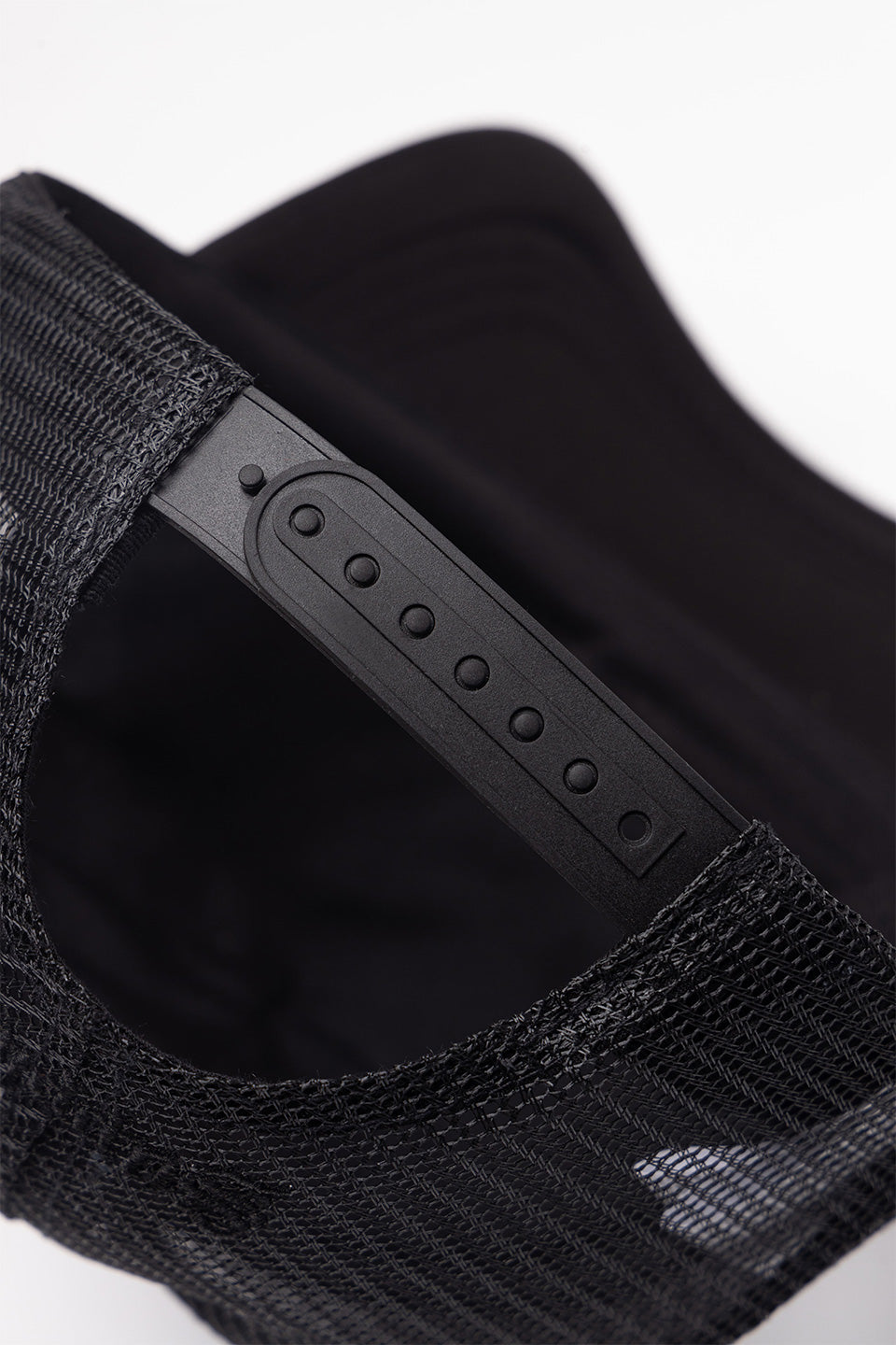 Multiple Cross Mesh Cap｜SUPPLIER｜キャップ