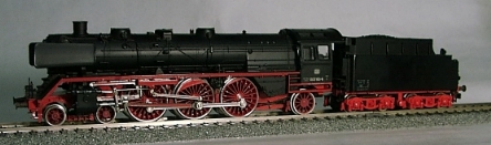 ドイツ急行旅客用蒸気機関車 3