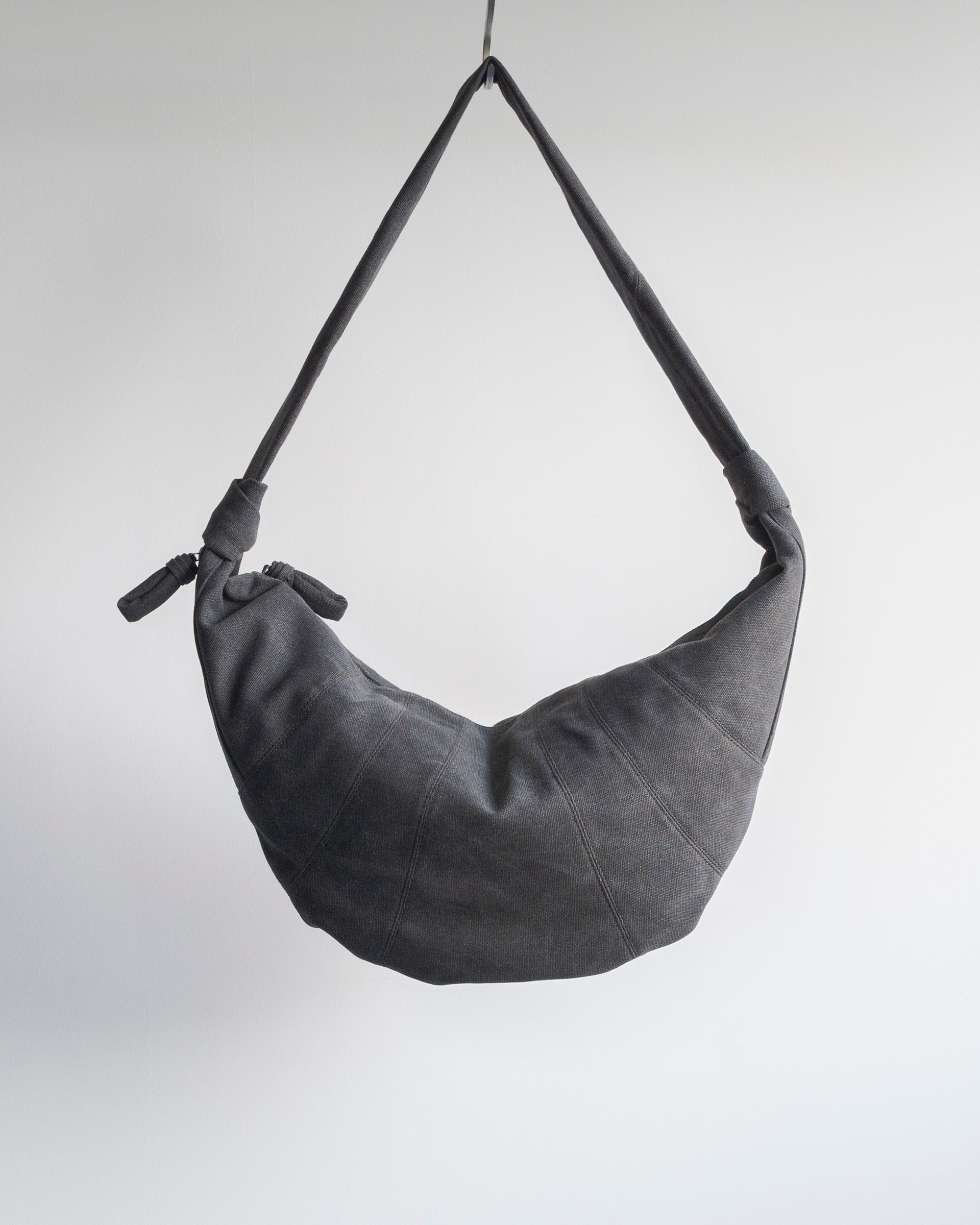 XL CROISSANT BAG – STORE N