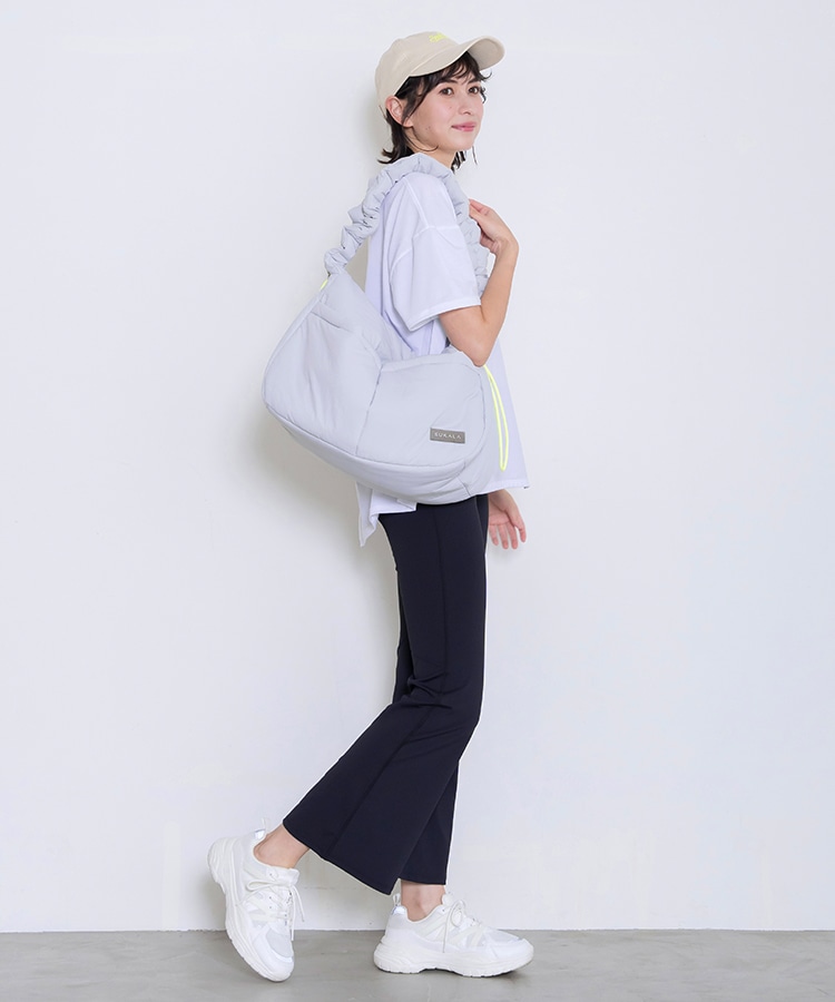 SUKALA】シャーリングボディバッグ(アイスブルー・ブラック): ヨガ