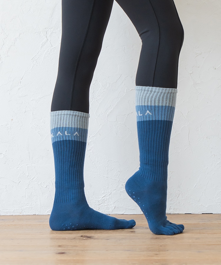 SUKALA】ロングピラティスソックス(Fサイズ スモークブルー・スモーク