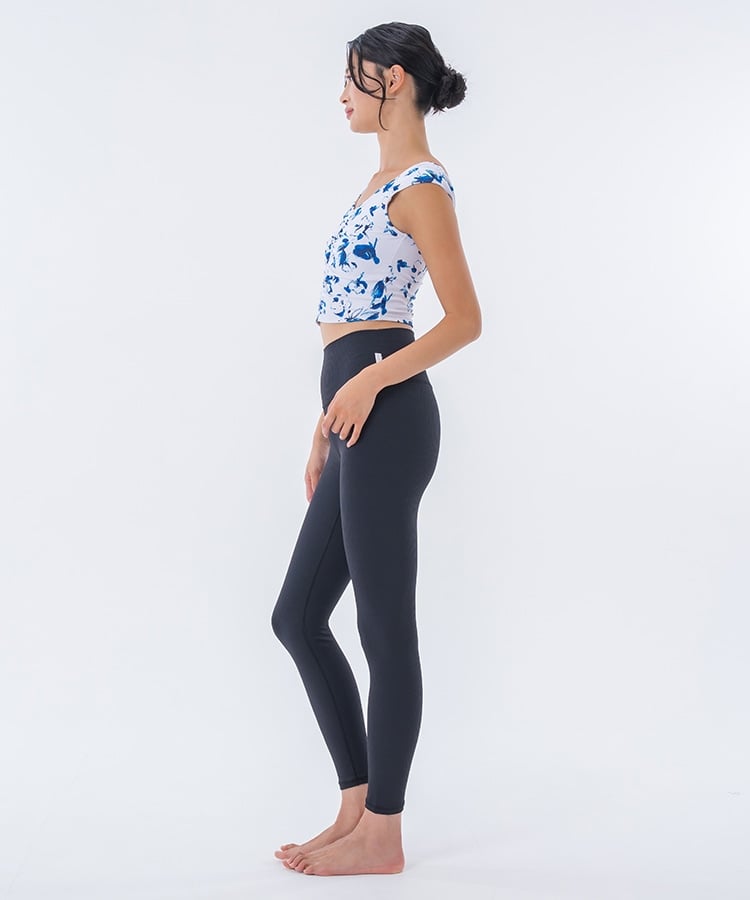 SUKALA】クロップドタンク＆レギンスセットアップ: ヨガウェアLAVA公式