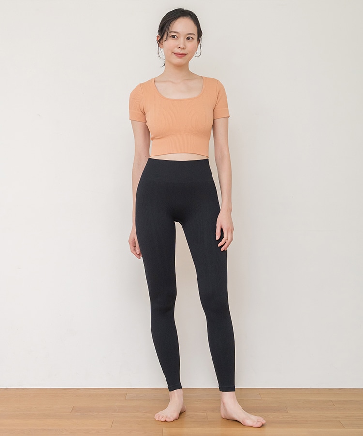 SUKALA】ウエーブリブアクティブクロップドトップス(S・M・Lサイズ