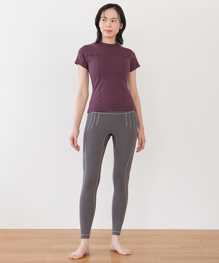 SUKALA】カップ付きミニハイネックTee(Sサイズ ボルドー・ホワイト