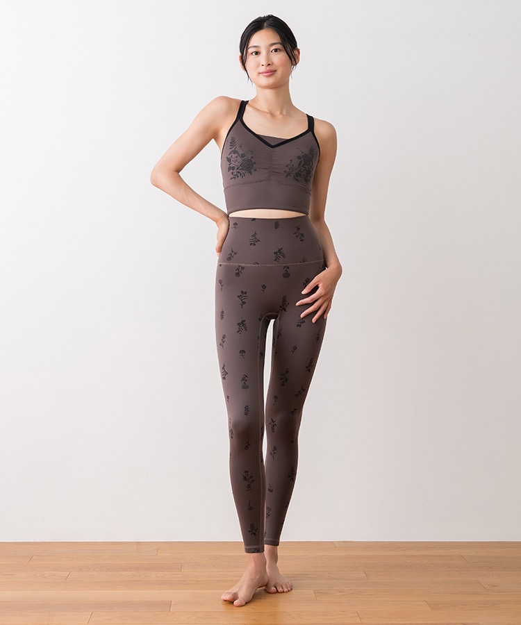 SUKALA】フラワーブーケブラトップ(Mサイズ ブラック・オフホワイト