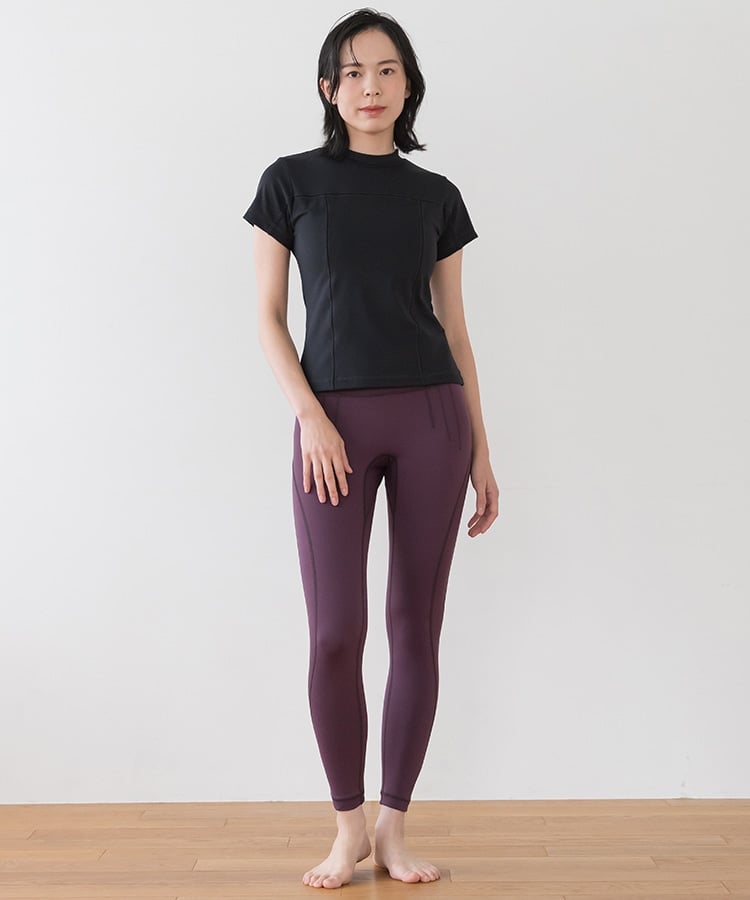 SUKALA】カップ付きミニハイネックTee(Sサイズ ボルドー・ホワイト