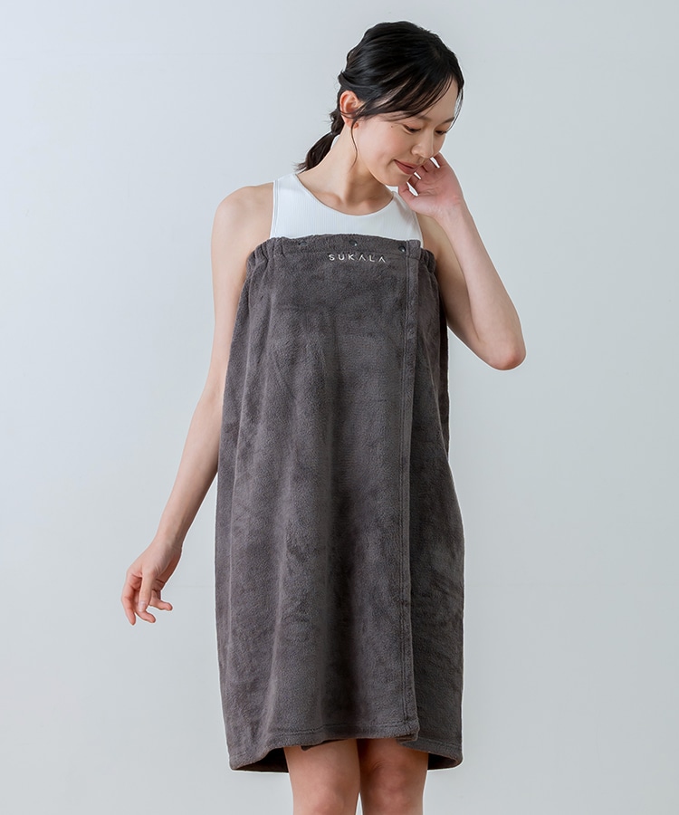 SUKALA】SUKALAラップタオル(チャコール): ヨガグッズLAVA公式