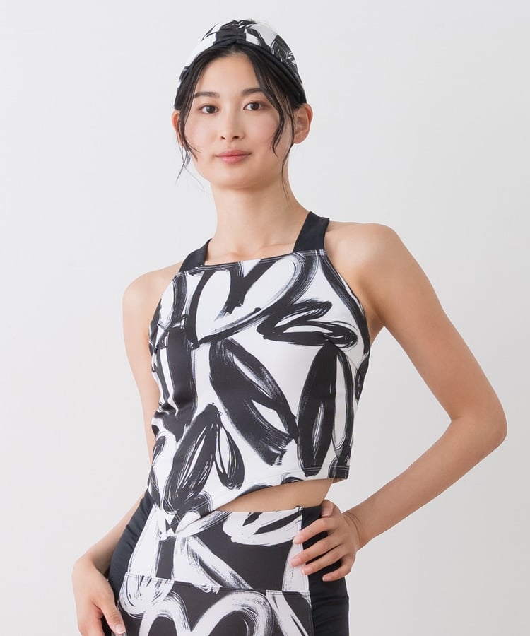 SUKALA】ハートプリントホルターネックブラトップ(XS・Sサイズ