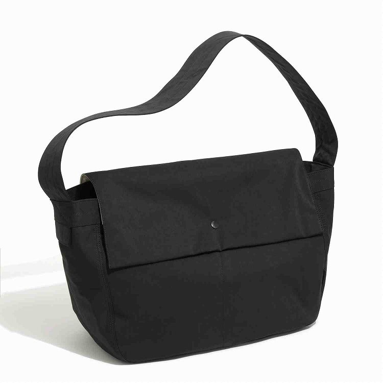 UNTRACK CITY PLUS/NEWSPAPER ニュースペーパーバッグL 60403(01