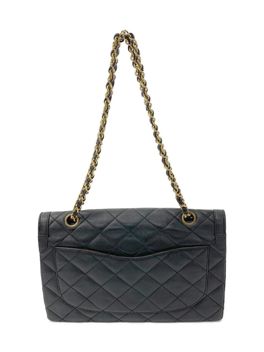 シャネル ショルダーバッグ マトラッセ28 Wフラップ パリ限定