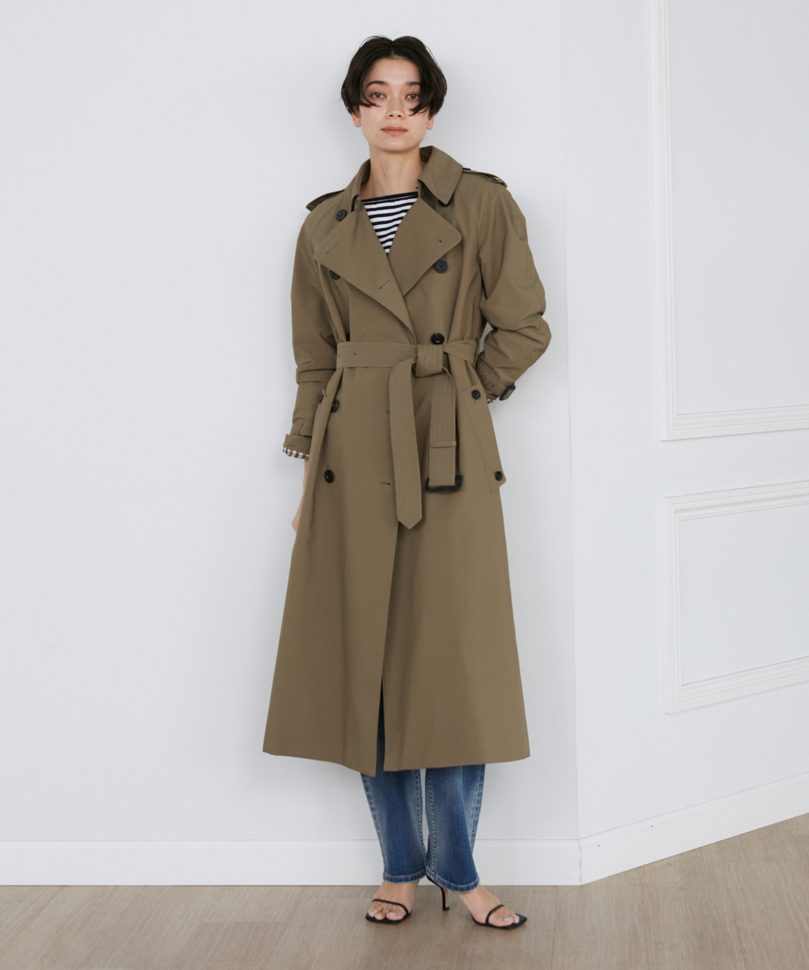 CYBER DYNE ベージュ トレンチコート ベージュ系 レディースのトレンチ